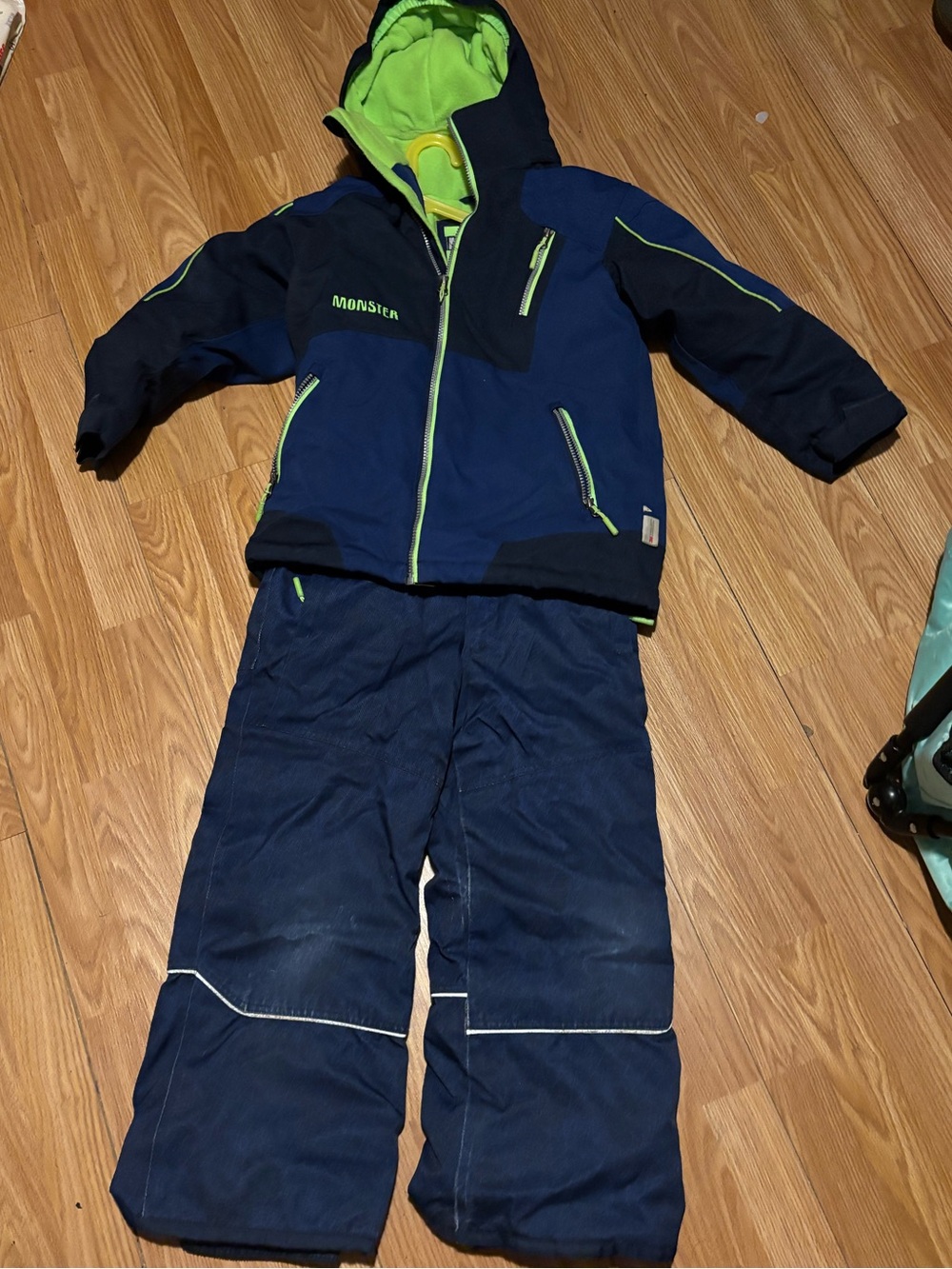 Boys size 7 monster snowsuit
